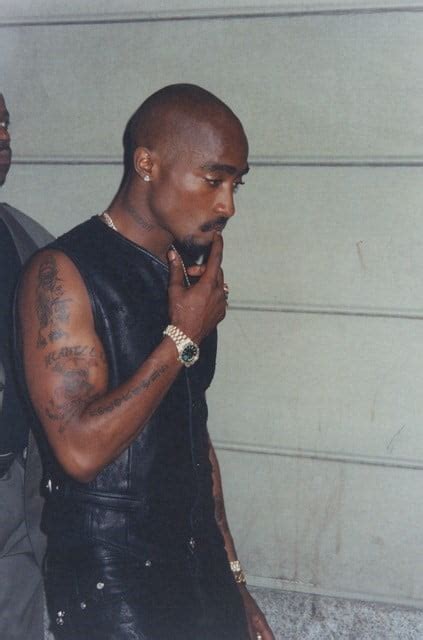 2pac donatella versace|David McLean on His Unseen Tupac Photos in .